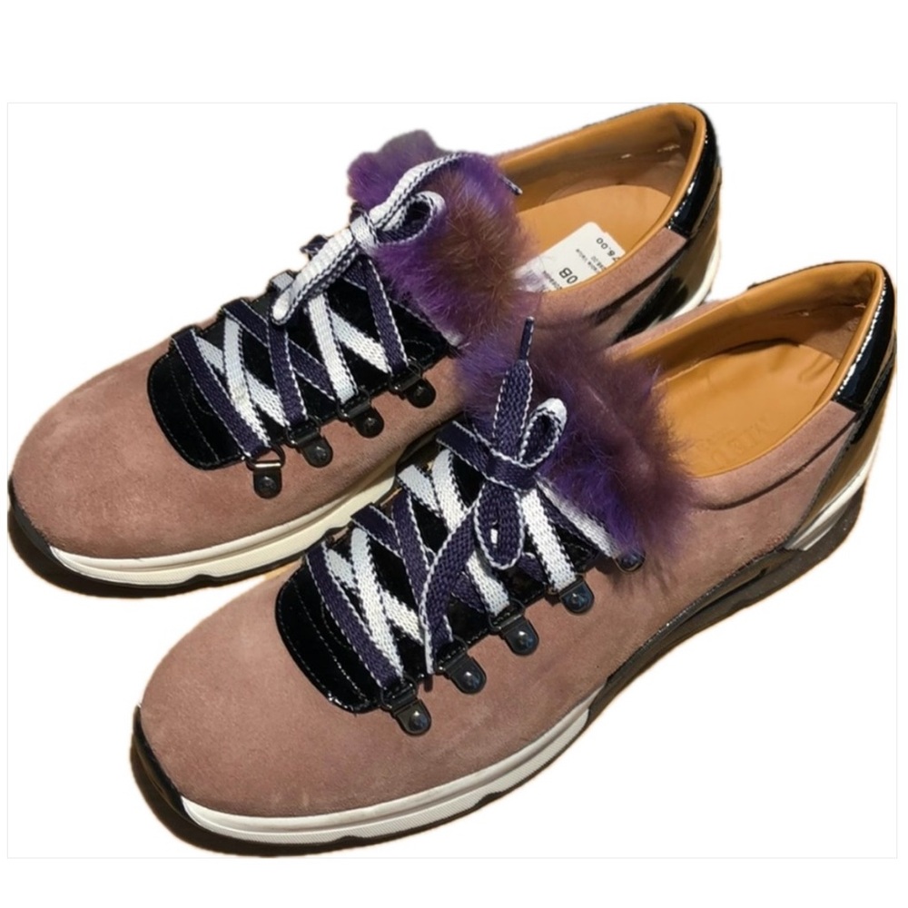 Sesto Meucci Papaya suede & patent leather
Sz 10 Woman’s NEW